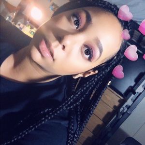 Meet your Posher, Siera